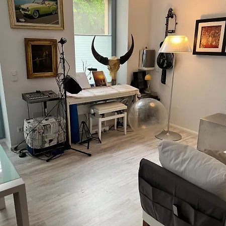 דירה Like Complete With Terrasse, Very Close To Centre, Beautiful, Superquiet, Parking !! *