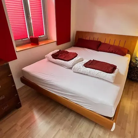 Apartamento Erfurt, Very Close To Centre, Beautiful, Quiet, Parking !! Érfurt