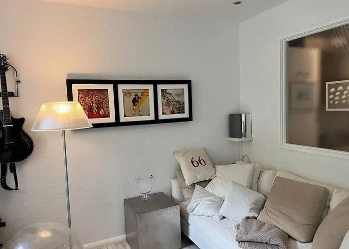 Like Complete With Terrasse, Very Close To Centre, Beautiful, Superquiet, Parking !! *