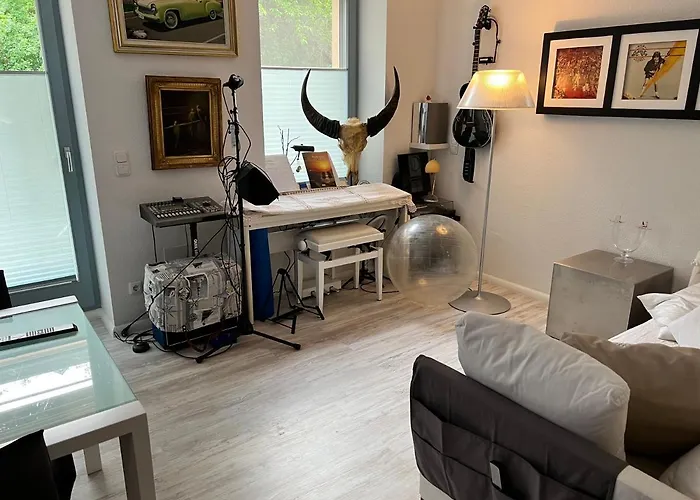 شقة Like Complete With Terrasse, Very Close To Centre, Beautiful, Superquiet, Parking !! *